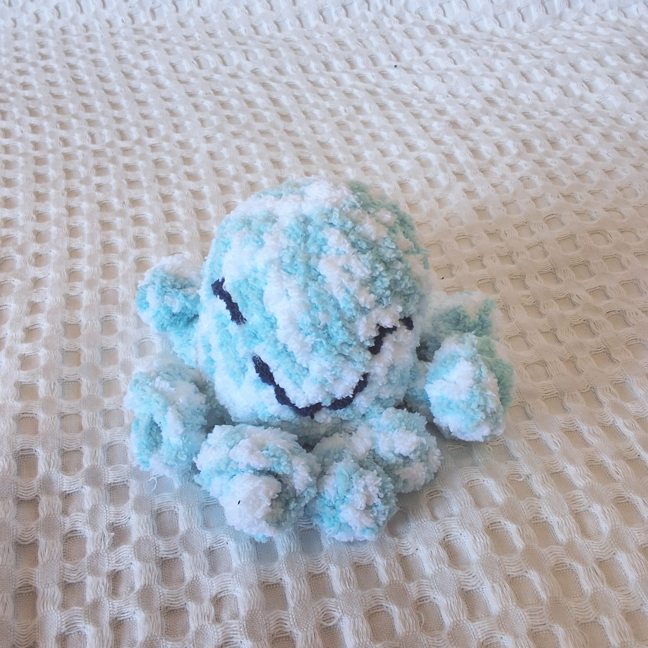 aqua white mix octosquishy